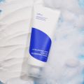 Isntree Hyaluronic Acid Low-pH Cleansing Foam. 
