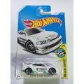 Hot wheels Custom '01 Acura Integra GSR White; Scale - 1:64.