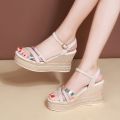 Women's Wedge Sandals2023New Summer Fashion All-Match Muffin Raise the Bottom Summer Fairy Style High Heels.