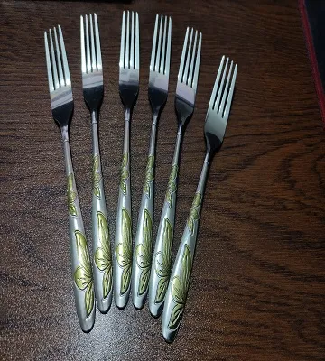 Stainless%20Steel%20Fork%20Set%20-%206%20Pcs%20Multi%20Design%20Silver%20with%20Golden%20Shade%20-%20Image%202
