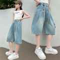 2421 Distressed Jeans Summer Fashion Girls Denim Shorts Wear Through Youth Jeans Student Children's Denim Cropped Pants.