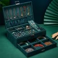 Multi-layer flannel jewelry box, drawer storage box, ring earrings, jewelry box, large capacity storage jewelry box, wholesale. 