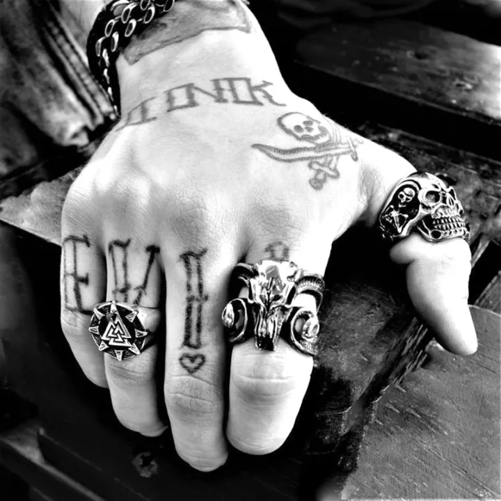 Norse%20Mythology%20Viking%20Triangle%20Logo%20Ring%20Titanium%20Steel%20Ring%20Badge%20Symbol%20Men's%20Ring%20-%20Image%204