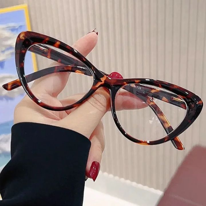 New%20Cat%20Eye%20Triangle%20Frame%20Anti-Blue%20Light%20Glasses%20Classic%20Men%20Women%20Reading%20Eyewear%20Retro%20Triangle%20Frame%20Transparent%20Eyeglasses%20-%20Image%205