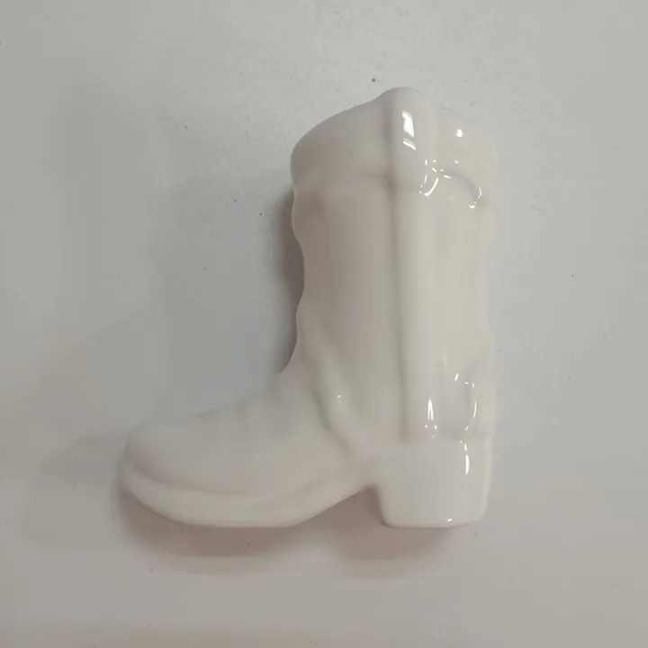 Qiunery%20Cowboy%20Boot%20Match%20Holder%20Ceramic%20Cowgirl%20Boot%20Decor%20Bathroom%20Match%20Holder%20Western%20Cowboy%20Boot%20Design%20Matches%20Jar%20Home%20Decoration%20For%20Bathroom%20Bedroom%20Fireplace%20Kitchen%20-%20Image%208
