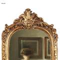 Antique Picture Frame Carved Photo Holder Oil Painting Frame Resin Photo Frame for Desktop Living S.