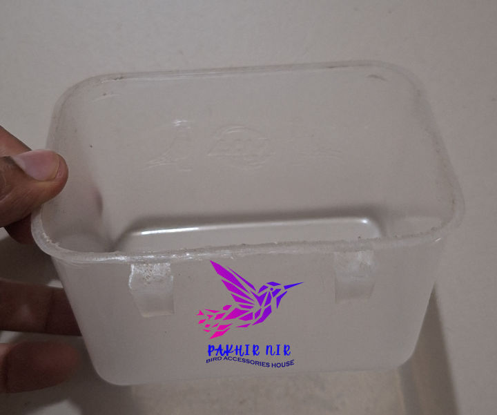 Food%20or%20water%20pot%20for%20your%20birds%20-%20Image%203