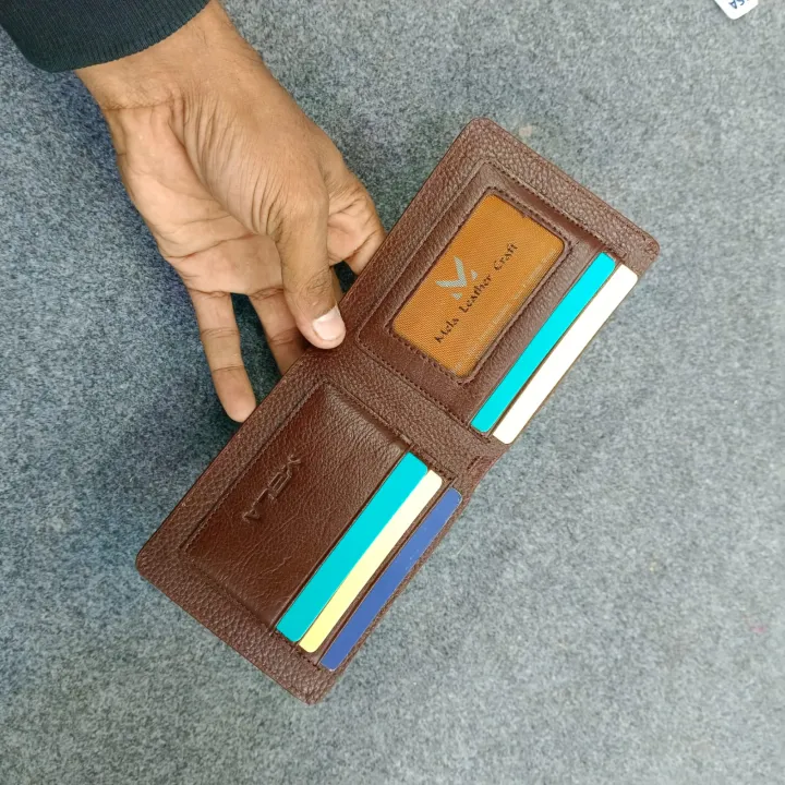 Fashionable%20Ultra%20Slim%20Single%20Part%20Leather%20Wallet%20for%20Men%20-%20Image%203