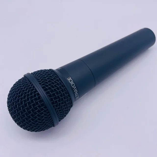 Behringer%20XM8500%20Dynamic%20Cardioid%20Vocal%20Microphone%20Karaoke%20Handheld%20Karaoke%20Mic%20For%20Performers%20and%20Home%20Recording%20Enthusiast%20-%20Image%207