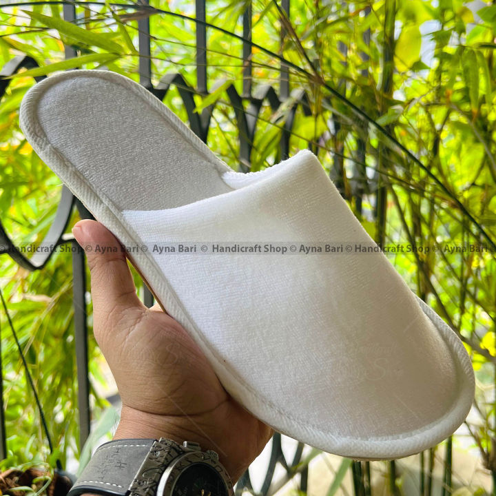 Room%20Slipper%20House%20Slipper%20%7C%20Sandal%20Floor%20Shoe%20Wool%20Slipper%20-%20Image%202