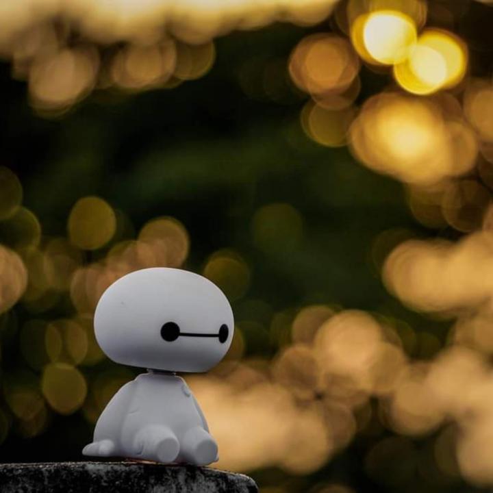 Baymax%20Robot%20Shaking%20Head%20Car%20Ornament:%20Cute%20and%20Playful%20Dashboard%20Decor%20-%20Nodding%20Ornaments%20to%20Inject%20Fun%20and%20Character%20into%20Your%20Commute%20-%20Image%205