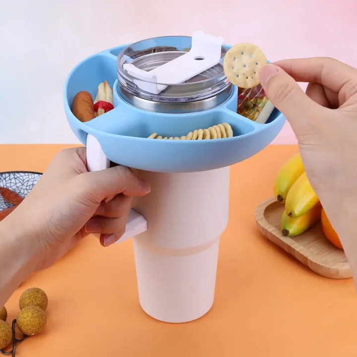Silicone%20Snack%20Platter%20Cup%20Tumblers%20Snack%20Bowl%20For%20Stanley%20Cup%204%20Compartment%20Reusable%20Snack%20Platters%20Popcorn%20Snacks%20Holder%20-%20Image%204