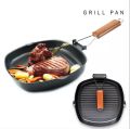 Non-Stick Grill Pan, Frying Pan Wooden Handle Folding for Kitchen Fry Cooking Steak Pans Portable Square Grill-24 Cm. 