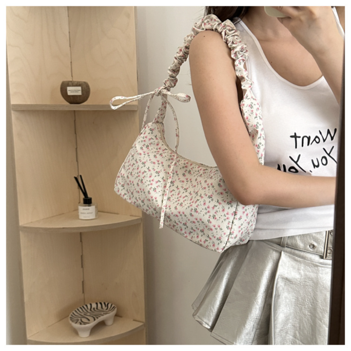 Versatile%20Shoulder%20Bag%20Elegant%20Small%20Single%20Shoulder%20Underarm%20Bag%20High%20Appearance%202024%20Design%20Crossbody%20Bag%20for%20Women'S%20Casual%20-%20Image%208