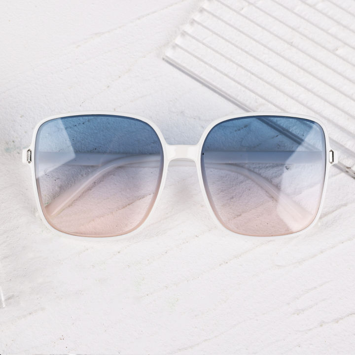 Outdoor%20Gradient%20UV%20Blocking%20Square%20Sunglasses%20Women%20Fashion%20Big%20Frame%20Sun%20Glasses%20Vintage%20Shades%20Eyewear%20Sunglasses%20-%20Image%202