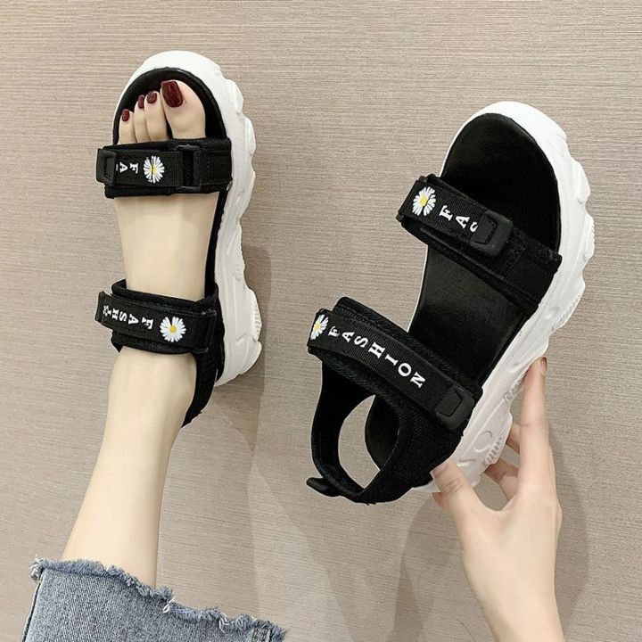 Internet%20Celebrity%20Little%20Daisy%20Sandals%20Fairy%20Style%20ins%20Tide%202024%20Summer%20New%20Sports%20Platform%20Roman%20Shoes%20-%20Image%204