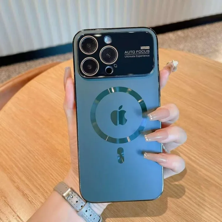 AUTO%20FOCUS%20Magsafe%20Magnetic%20Wireless%20Charging%20With%20Large%20Window%20in%20Machine%20Color%20With%20Electroplating%20Frame%20Phone%20Case%20%20For%20iPhone%2015%20/%2014%20/%2013%20/%2012%20/%2011%20Series%20Back%20Cover%20-%20Image%204