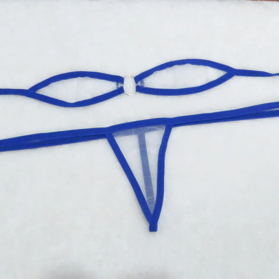 Порно: ормандағы жас әйел