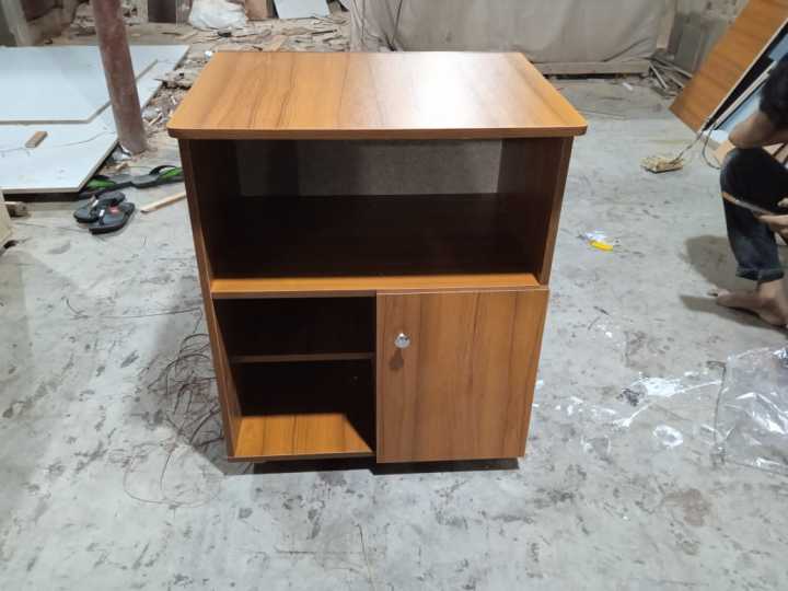 Modern T V Trolly  , Size ;L -24 + W -16 + H - 30 Inch 