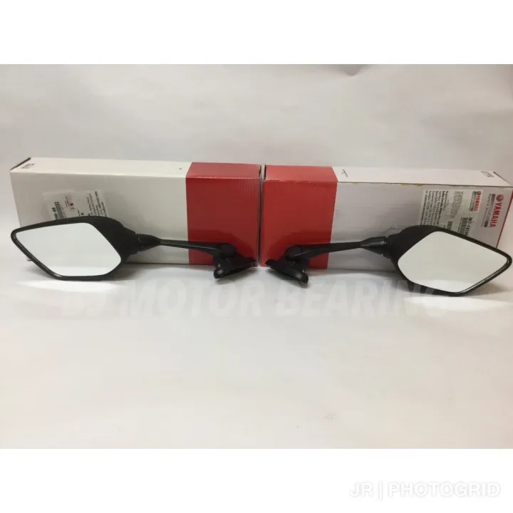 Looking%20Glass%20Set%20of%202%20Pcs%20Both%20Right%20&%20Left%20Side%20for%20Yamaha%20FZS%20V1,%20V2,%20V3%20&%20MT15%20Bike%20-%20Image%203