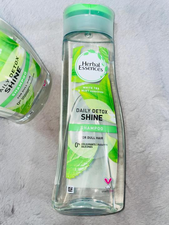 Herbal%20Essences%20Daily%20Detox%20Clean%20Shampoo%20for%20All%20Hair%20Types%20400ml%20-%20Image%207