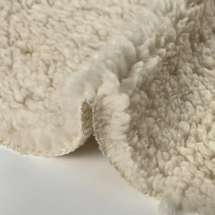 Knitted%20single-sided%20lamb's%20wool%20non-fluorescent%20autumn%20and%20winter%20loungewear%20cotton%20shoes%20children's%20clothing%20cotton%20fleece%20fabric%20dyed%20short%20plush%20-%20Image%204