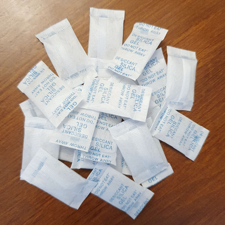 100%25%20Food%20grade%20silica%20gel;%20Best%20for%20any%20dry%20food-1000%20piece%20-%20Export%20quality%20and%20authentic%20-%20Image%204