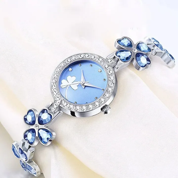 Simple%20Trendy%20Women%20Watches%20Fashion%20Clover%20Dial%20Watch%20Sweet%20Bracelet%20Watch%20Casual%20Ladies%20Quartz%20Wirstwatch%20-%20Image%208