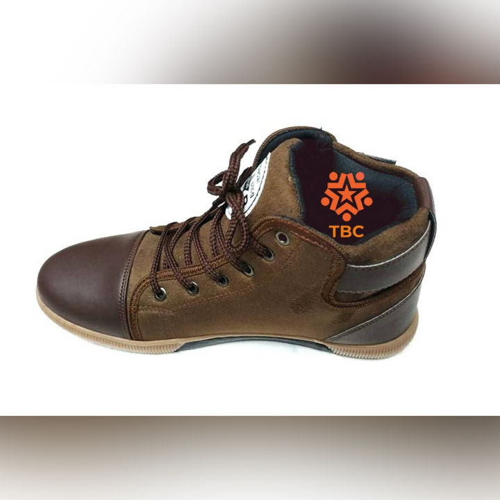 Boots%20shoes%20for%20men%20high%20neck%20design%20lace%20up%20version%20shoe's.%20-%20Image%202