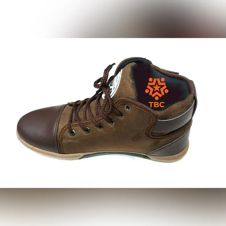 Boots%20shoes%20for%20men%20high%20neck%20design%20lace%20up%20version%20shoe's.%20-%20Image%202