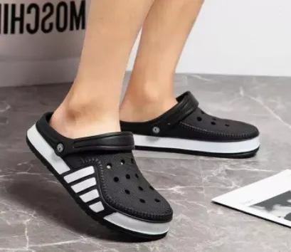 New%20Cross%20Fashion%20classic%20sandals%20for%20men%20and%20women%20outdoor%20sports%20leisure%20beach%20shoes%20sandals%20and%20slippers%20suitable%20for%20all%20seasons%20-%20Image%205