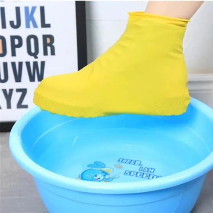 Versatile%20-Waterproof%20Silicone%20Shoe%20Cover%20Free%20Size%20Boots%20Cover%20portable%20Rain%20Proof%20Silicone%20Rain%20Boots%20for%20Men/Women-%20Avant-garde%20-%20Image%209