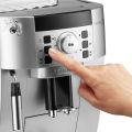 De'Longhi ECAM22.11.SB Magnifica Super Automatic Coffee Maker. 