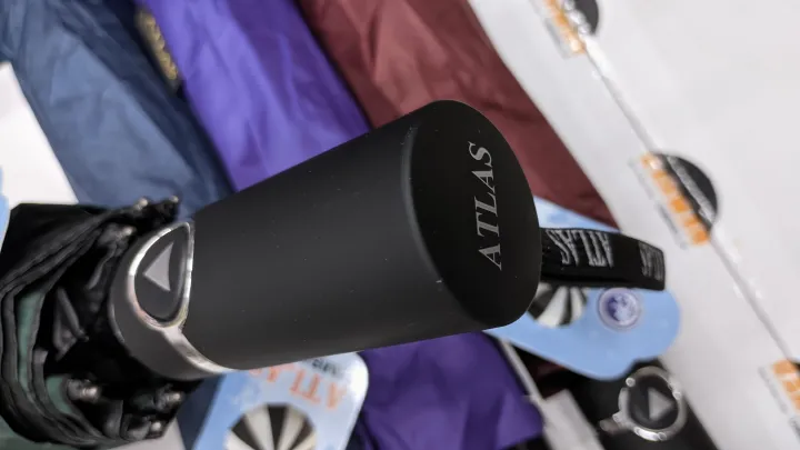 Atlas%20Auto%20Open%208%20Spoke%20world%20class%20Heavy%20duty%20Umbrella%20(%20Multi%20color%20)%20-%20Image%203