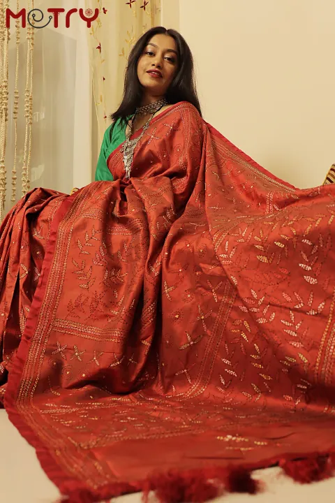Premium%20Rajshahi%20Handcrafted%20Balaka%20Silk%20%20100%25%20Authentic%20Sarees%20-%20Image%204