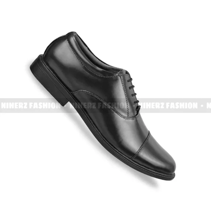 Black%20Oxford%20Shoe%20For%20Men%20Bullock%20men's%20shoes%20Korean%20version%20of%20British%20fashion%20shoes%20casual%20business%20formal%20leather%20shoes%20men's%20black%20wedding%20shoes%20(With%20Free%20Gift)%20-%20Image%208