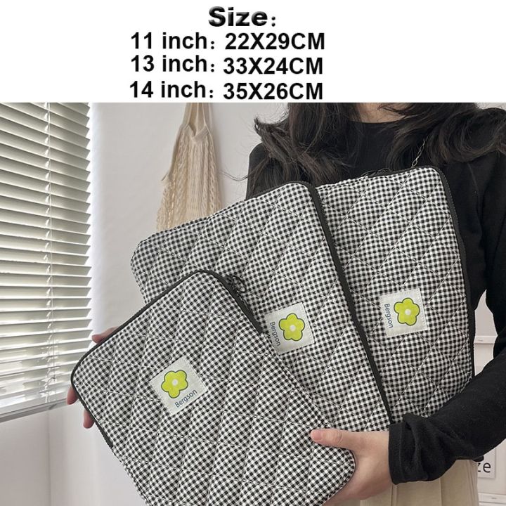 Flower%20Pattern%20Cute%20Laptop%20Sleeve%20Case%20Bag%2011%2013%2014%20Inch%20for%20Macbook%20Ipad%2012.9%20ASUS%20Samsung%20Tab%20S8%20HP%20Laptop%20and%20Tablet%20Pouch%20-%20Image%206