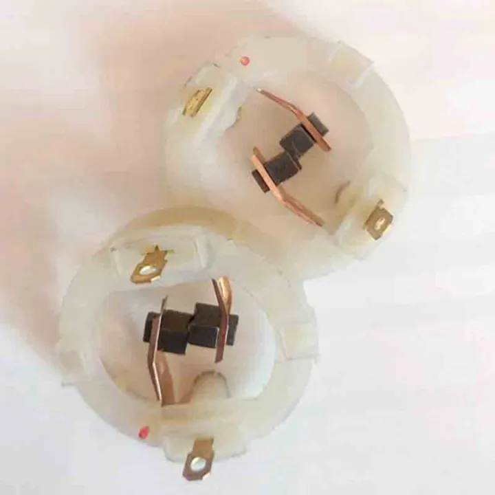 Carbon%20Holders%20RS550%20HC683LG%20KV3SFN%20MOTOR%20Carbon%20Brush%20Holder%20for%20Carbon%20Brushes%20Cleaning%202Pcs%20-%20Image%202