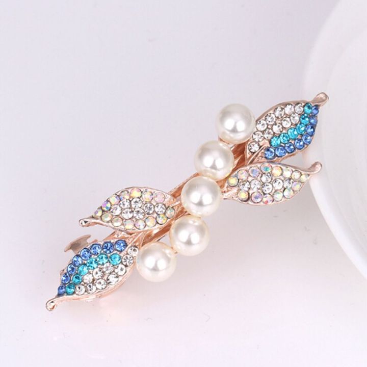 Girls%20Pearl%20Chic%20Women%20Fashion%20Accessories%20Clip%20Hair%20-%20Image%202