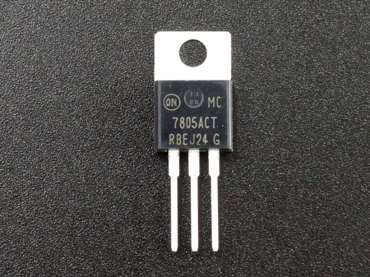 LM7805%20Voltage%20Regulator%205V%20/%201A%20-%20Image%202
