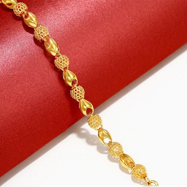 Elegant%20Gold%20Plated%20Indian%20Design%20Bangle%20-%20Image%203