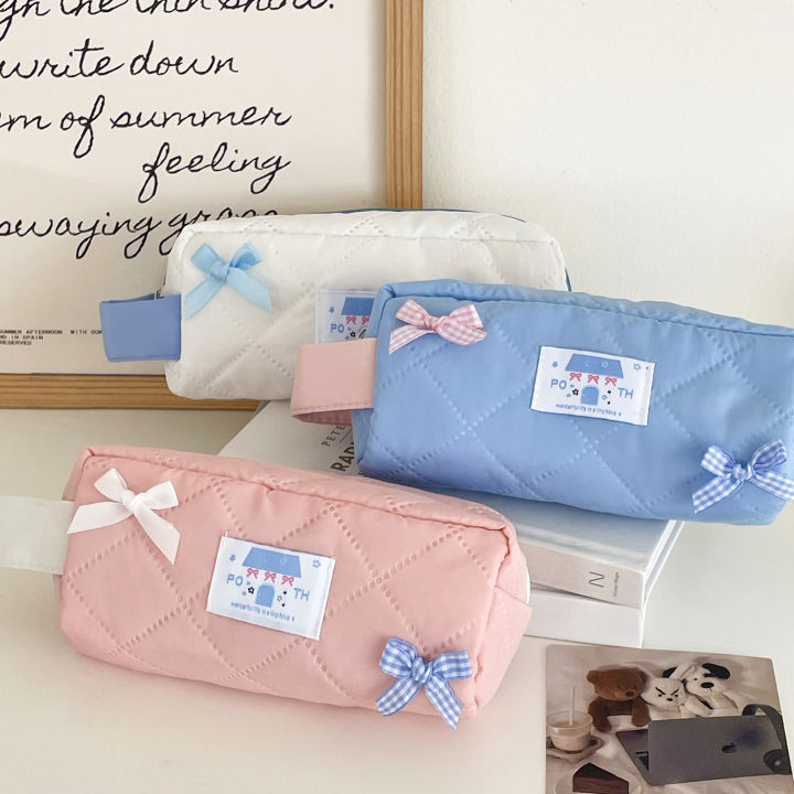 Pink Pencil Case Lightweight Large Capacity Kawaii Pencil Bag Bow Design Quilted Stationery Pouch for Girls Students Travel