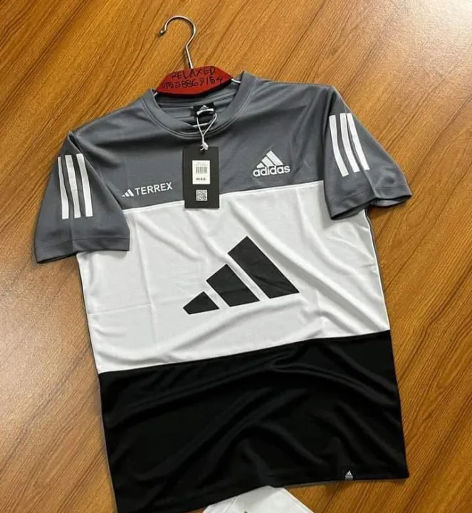 Premium%20Quality%20%20Mesh%20Fabrics%20T-Shirt%20for%20men%20-%20Image%203
