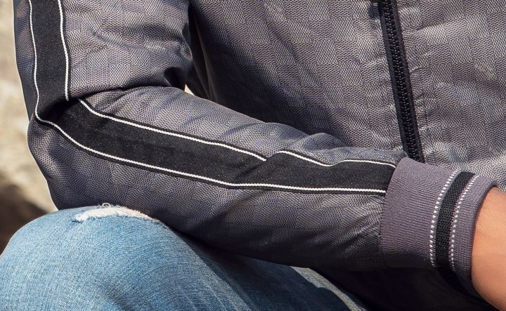 Shohure%20Dark%20Gray%20color%20Double%20part%20air%20proof%20jacket%20-%20Image%205