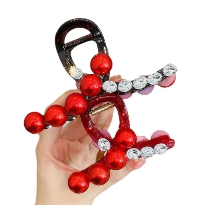 High%20end%20bean%20hair%20clip%20with%20Chinese%20style%20red%20color%20simple%20elegant%20grip%20headband%20light%20and%20versatile%20at%20back%20of%20the%20head%20-%20Image%205