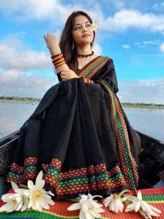 Tangail%20Tan%20Half-Silk%20Nokshi%20Saree%20%E2%80%93%20Black%20and%20Blue,%20All%20Seasons%20-%20Image%203