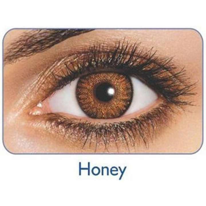 Fresh look Honey contact lens