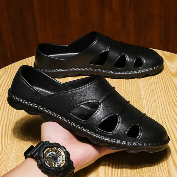 Closed-Toe%20Slippers%20Men's%20Summer%20Outdoor%20Non-Slip%20Deodorant%20Beach%20Sports%20Leather%20Sandals%20Hollow%20Driving%20Half%20Slippers%20Vietnam%20Hole%20-%20Image%202