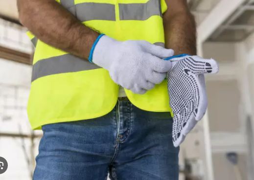 3%20Pair%20Knitted%20And%20PVC%20Black%20Dotted%20Working%20Hand%20Gloves.%20For%20Construction,%20Workshop,%20Household,%20Materials%20Handling%20Etc%20-%20Image%207