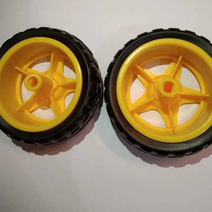 2%20pieces%20of%20Smart%20Robot%20Car%20wheel%20Tyres%20needed%20with%20Gear%20Motor%20-%20Image%206